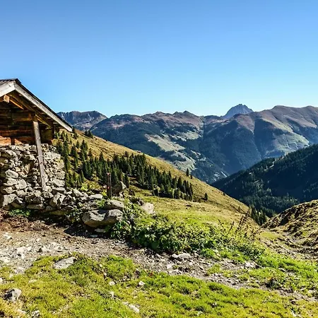 Kaiserblick - Zentrumsnah Lägenhet
